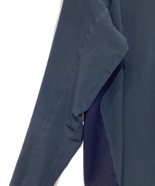DESCENTE（デサント）DESCENTE (デサント) HYBRID SHIRT CLIFF DJMSGL05 ネイビー サイズ:Oの古着・服飾アイテム