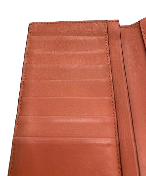 LOEWE（ロエベ）LOEWE (ロエベ) バーティカル ウォレット ラージ ベージュの古着・服飾アイテム