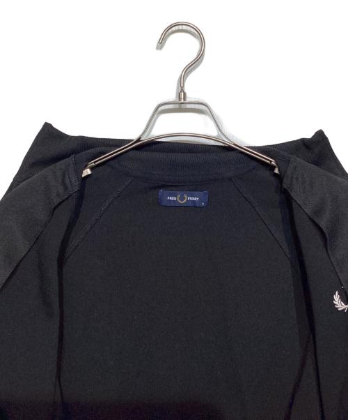 FRED PERRY（フレッドペリー）FRED PERRY (フレッドペリー) Taped Track Jacket　J4620 ブラック サイズ:Mの古着・服飾アイテム