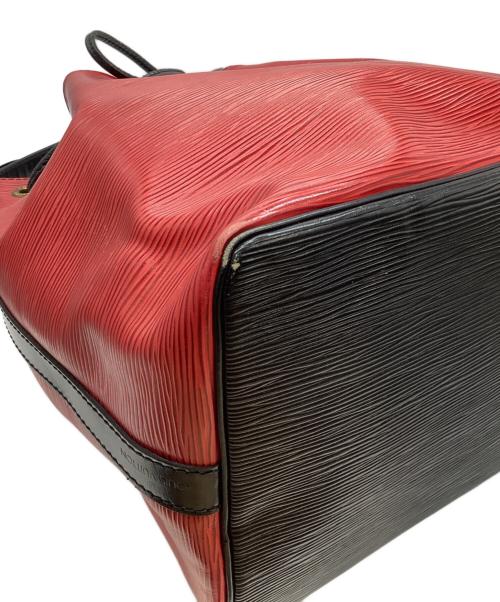 LOUIS VUITTON（ルイ ヴィトン）LOUIS VUITTON (ルイ ヴィトン) プチノエ ショルダーバッグ　M44172 レッド×ブラックの古着・服飾アイテム