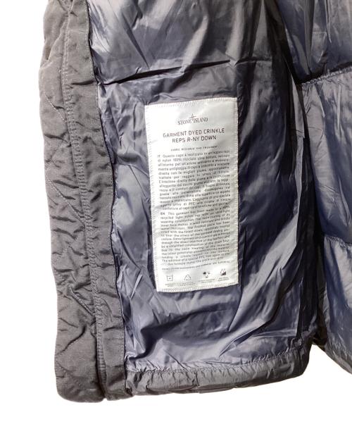 STONE ISLAND（ストーンアイランド）STONE ISLAND (ストーンアイランド) GARMENT DYED CRINKLE REPS RECYCLED NYLON DOWN 811540723 ネイビー サイズ:Sの古着・服飾アイテム