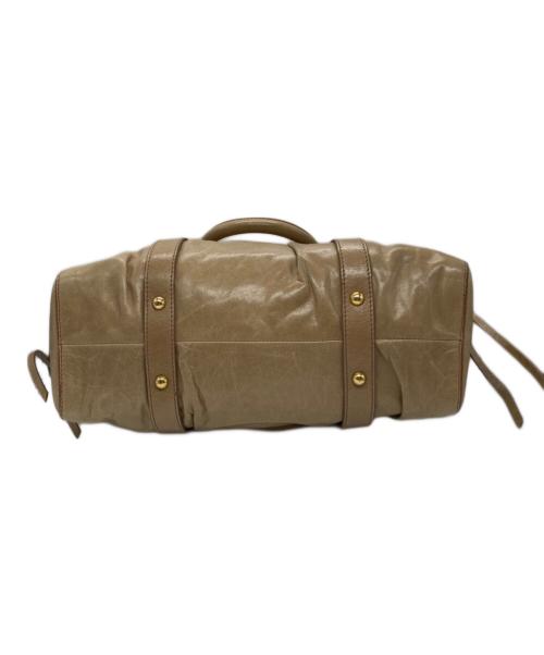 MIU MIU（ミュウミュウ）MIU MIU (ミュウミュウ) ヴィッテロリュクス レザー 2WAYバッグ ベージュの古着・服飾アイテム