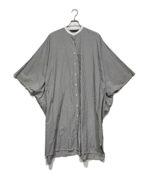 mizuiro-ind（ミズイロインド）mizuiro-ind (ミズイロインド) バンドカラーストライプワンピース グレー×ホワイト サイズ:不明の古着・服飾アイテム