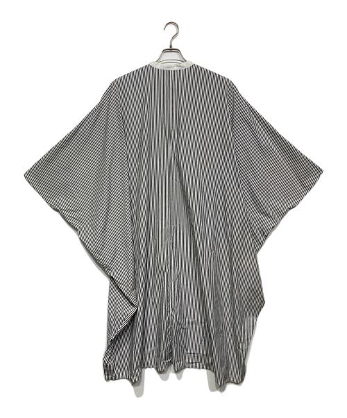 mizuiro-ind（ミズイロインド）mizuiro-ind (ミズイロインド) バンドカラーストライプワンピース グレー×ホワイト サイズ:不明の古着・服飾アイテム