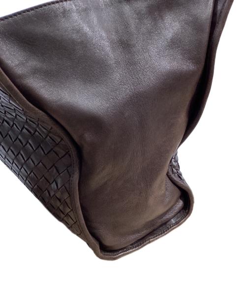 BOTTEGA VENETA（ボッテガベネタ）BOTTEGA VENETA (ボッテガベネタ) イントレチャートハンドバッグ ブラウンの古着・服飾アイテム