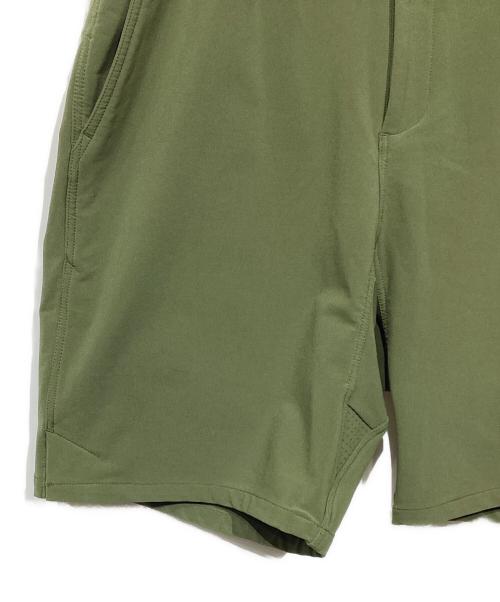 GRAMICCI（グラミチ）GRAMICCI (グラミチ) STORMFLEECE PECOS SHORTS オリーブ サイズ:ASIA　Mの古着・服飾アイテム