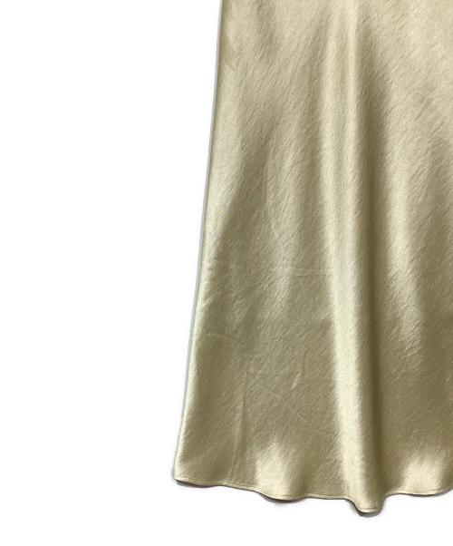 anuans（アニュアンス）anuans (アニュアンス) サテンバイアスナロースカート イエロー サイズ:Sの古着・服飾アイテム