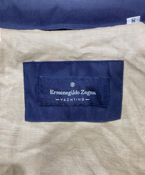 ERMENEGILDO ZEGNA（エルメネジルド・ゼニア）ERMENEGILDO ZEGNA (エルメネジルド・ゼニア) レザーカラー ナイロンジャケット ネイビー サイズ:Sの古着・服飾アイテム