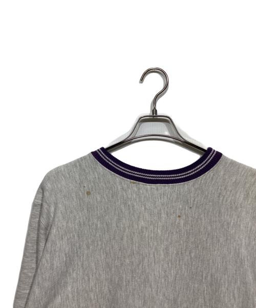 Champion REVERSE WEAVE（チャンピオン リバース ウィーブ）Champion REVERSE WEAVE (チャンピオン リバース ウィーブ) クルーネックスウェット グレー×パープル サイズ:XLの古着・服飾アイテム