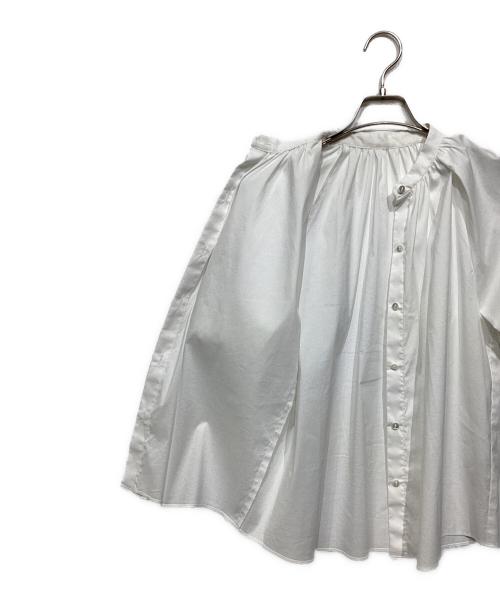 TOMORROW LAND collection（トゥモローランドコレクション）TOMORROW LAND collection (トゥモローランドコレクション) ストレッチブロード パフスリーブブラウス ホワイト サイズ:36の古着・服飾アイテム