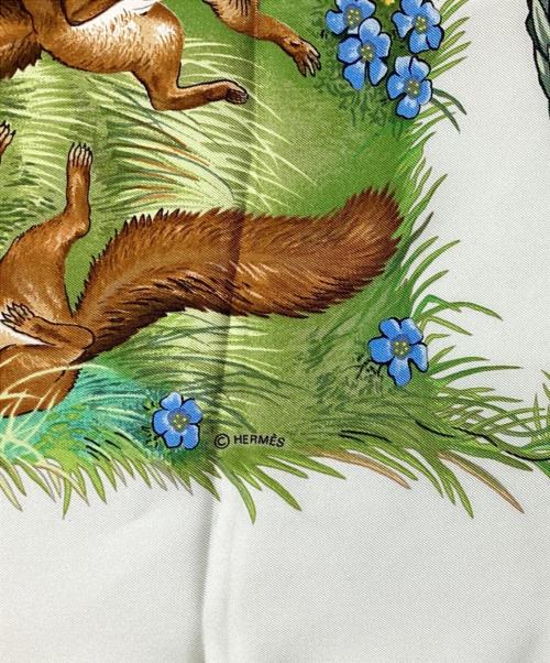 HERMES（エルメス）HERMES (エルメス) カレ90 アイボリーの古着・服飾アイテム