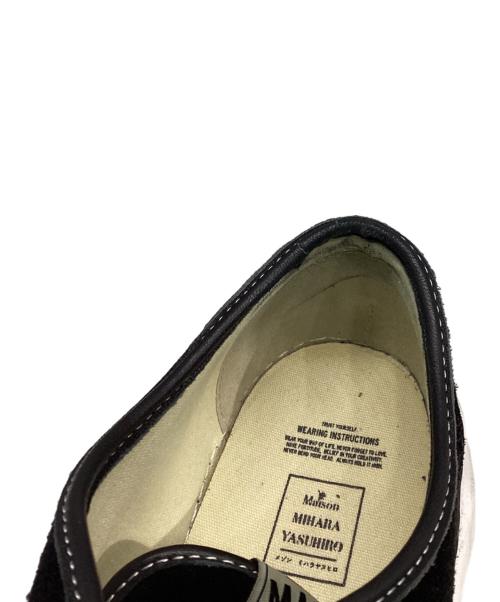 Maison MIHARA YASUHIRO（メゾン ミハラ ヤスヒロ）Maison MIHARA YASUHIRO (メゾン ミハラ ヤスヒロ) Baker スエード ローカットスニーカー　A07FW730 ブラック サイズ:44の古着・服飾アイテム