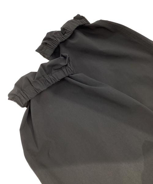 GRAMICCI（グラミチ）GRAMICCI (グラミチ) 4WAYストレッチ トラックパンツ ブラック サイズ:ASIA　Mの古着・服飾アイテム