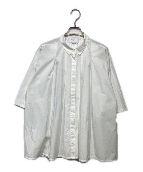 UNITED ARROWS TOKYO（ユナイテッドアローズトウキョウ）UNITED ARROWS TOKYO (ユナイテッドアローズトウキョウ) タック フレア シャツ　1521-215-1450 ホワイト サイズ:-の古着・服飾アイテム