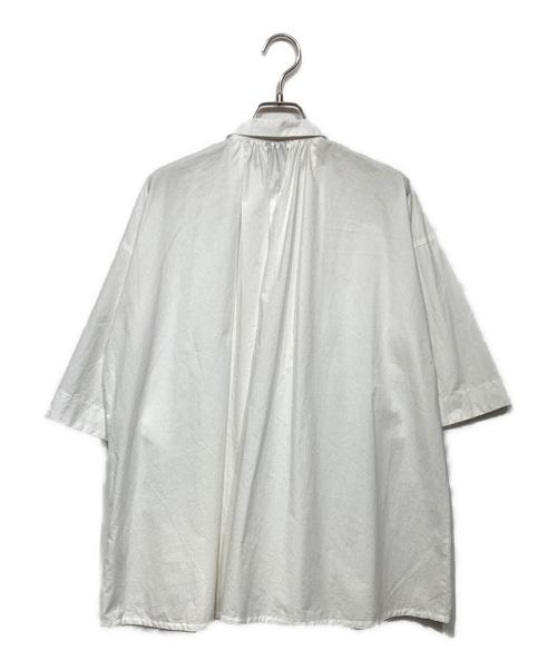 UNITED ARROWS TOKYO（ユナイテッドアローズトウキョウ）UNITED ARROWS TOKYO (ユナイテッドアローズトウキョウ) タック フレア シャツ　1521-215-1450 ホワイト サイズ:-の古着・服飾アイテム