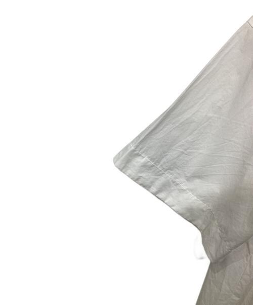 UNITED ARROWS TOKYO（ユナイテッドアローズトウキョウ）UNITED ARROWS TOKYO (ユナイテッドアローズトウキョウ) タック フレア シャツ　1521-215-1450 ホワイト サイズ:-の古着・服飾アイテム