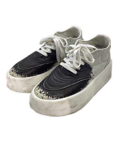 MM6 Maison Margiela（エムエムシックスメゾンマルジェラ）MM6 Maison Margiela (エムエムシックスメゾンマルジェラ) ローカットスニーカー ホワイト サイズ:38 1/2の古着・服飾アイテム
