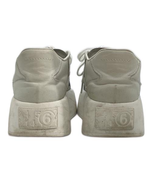 MM6 Maison Margiela（エムエムシックスメゾンマルジェラ）MM6 Maison Margiela (エムエムシックスメゾンマルジェラ) ローカットスニーカー ホワイト サイズ:38 1/2の古着・服飾アイテム