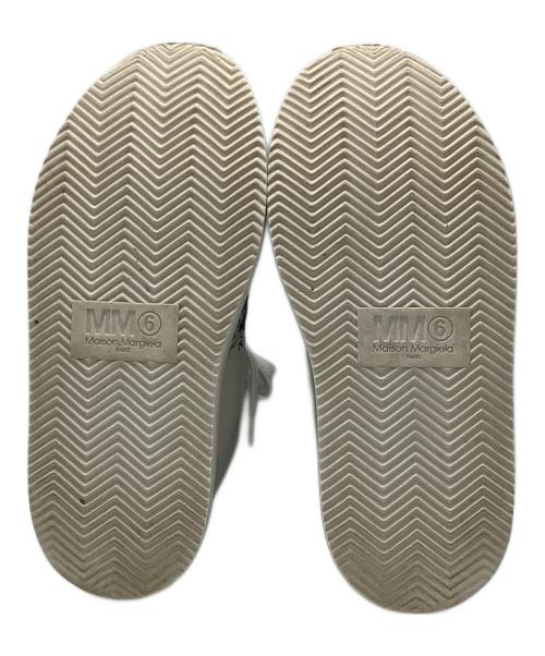 MM6 Maison Margiela（エムエムシックスメゾンマルジェラ）MM6 Maison Margiela (エムエムシックスメゾンマルジェラ) ローカットスニーカー ホワイト サイズ:38 1/2の古着・服飾アイテム