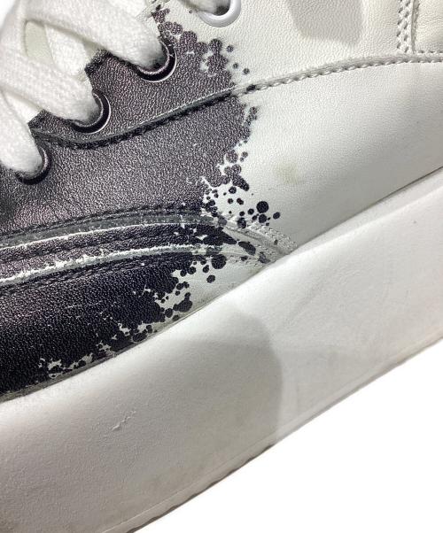 MM6 Maison Margiela（エムエムシックスメゾンマルジェラ）MM6 Maison Margiela (エムエムシックスメゾンマルジェラ) ローカットスニーカー ホワイト サイズ:38 1/2の古着・服飾アイテム