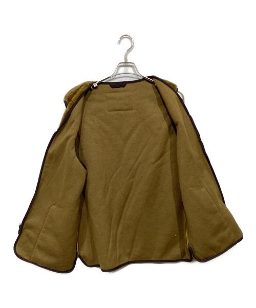 Barbour（バブアー）Barbour (バブアー) リバーシブルライナージャケット　2102112 ベージュ サイズ:42の古着・服飾アイテム