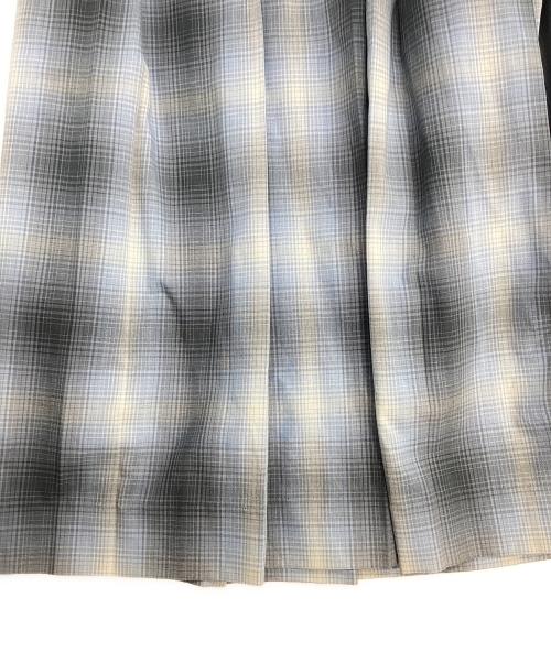 Mikio Sakabe（ミキオサカベ）Mikio Sakabe (ミキオサカベ) Embroidery Pleats Skirt ブルー サイズ:Freeの古着・服飾アイテム