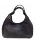 BOTTEGA VENETA (ボッテガベネタ) イントレチャート カンパーナ レザーハンドバッグ ブラック：130000円