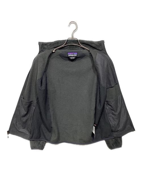 Patagonia（パタゴニア）Patagonia (パタゴニア) R2フリースジャケット　25139 グレー サイズ:XSの古着・服飾アイテム