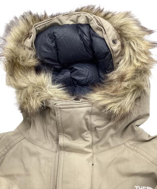 THE NORTH FACE（ザ ノース フェイス）THE NORTH FACE (ザ ノース フェイス) ダウンジャケット　MCMURDO PARKA　ND91310 ベージュ サイズ:Sの古着・服飾アイテム