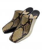 JIMMY CHOOジミーチュウ）の古着「パイソン ミュール サンダル」｜ベージュ×ホワイト