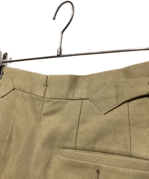 Fumiya Hirano The Trousers（フミヤ ヒラノ ザ トラウザーズ）Fumiya Hirano The Trousers (フミヤ ヒラノ ザ トラウザーズ) コットンスラックス 23AWP0121 ベージュ サイズ:38の古着・服飾アイテム
