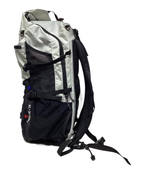 MILLET（ミレー）MILLET (ミレー) クンブ マウンテン クルーズ 28 MIS0792 ホワイト×ブラックの古着・服飾アイテム