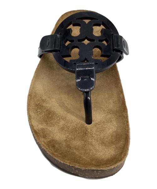 TORY BURCH（トリーバーチ）TORY BURCH (トリーバーチ) Miller Cloudサンダル ベージュ×ブラック サイズ:5の古着・服飾アイテム