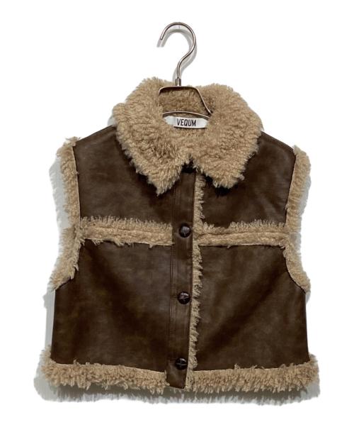 VEQUM（ベクム）VEQUM (ベクム) SHORT FAKE MOUTON VEST ブラウン サイズ:Freeの古着・服飾アイテム