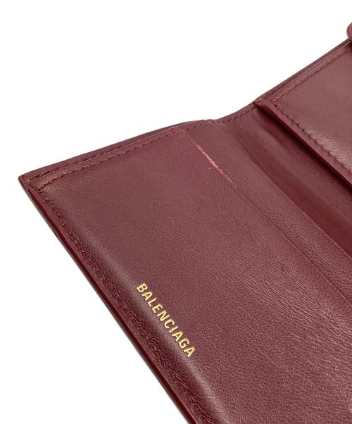 BALENCIAGA（バレンシアガ）BALENCIAGA (バレンシアガ) HOURGLASS Compact Wallet ボルドーの古着・服飾アイテム