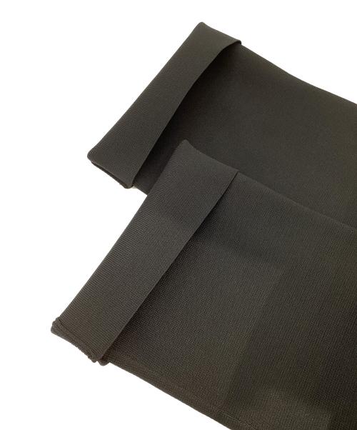 UNITED ARROWS TOKYO（ユナイテッドアローズトウキョウ）UNITED ARROWS TOKYO (ユナイテッドアローズトウキョウ) ミニフリル ニットカーディガン ブラック サイズ:-の古着・服飾アイテム