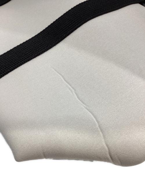 Rapture（ラプチャー）Rapture (ラプチャー) ラッフルネイプルズトート L グレーの古着・服飾アイテム