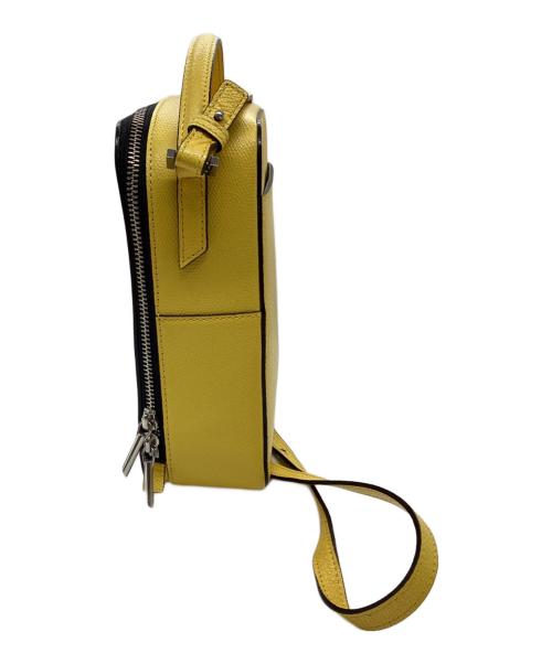 epoi（エポイ）epoi (エポイ) shikiスクエアポシェット イエローの古着・服飾アイテム