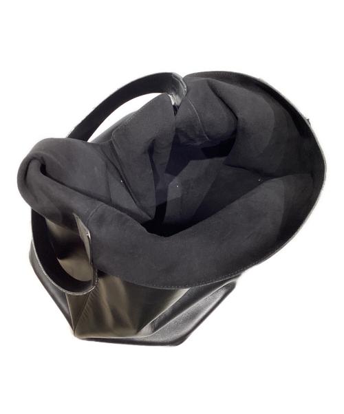 AURALEE（オーラリー）AURALEE (オーラリー) Aeta (アエタ) LEATHER BIG SHOULDER BAG ブラックの古着・服飾アイテム