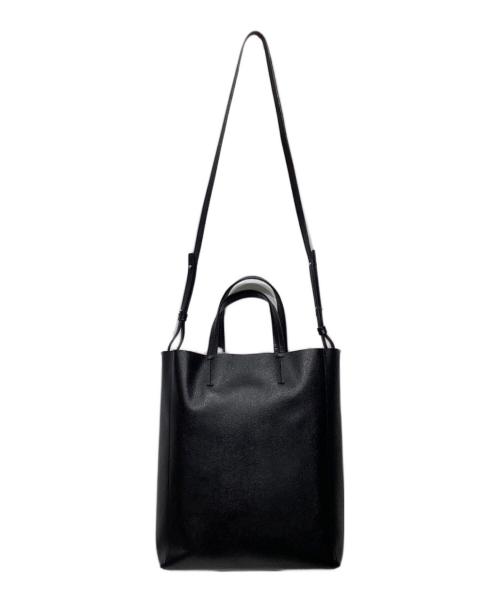 CELINE（セリーヌ）CELINE (セリーヌ) バーティカル カバ スモール　 ブラックの古着・服飾アイテム