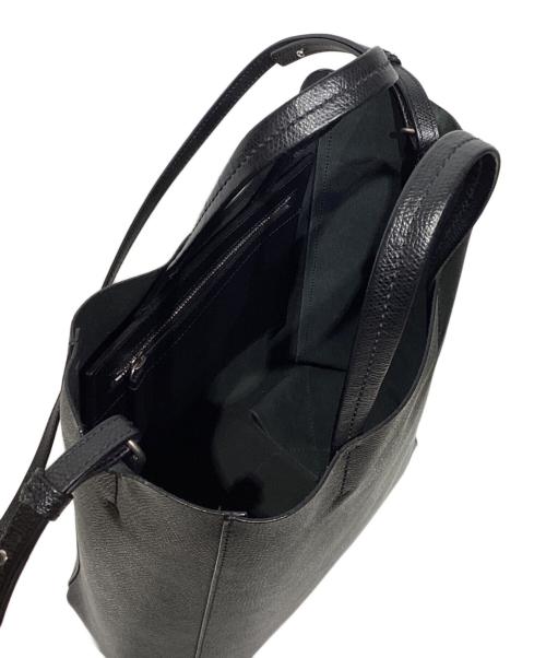 CELINE（セリーヌ）CELINE (セリーヌ) バーティカル カバ スモール　 ブラックの古着・服飾アイテム