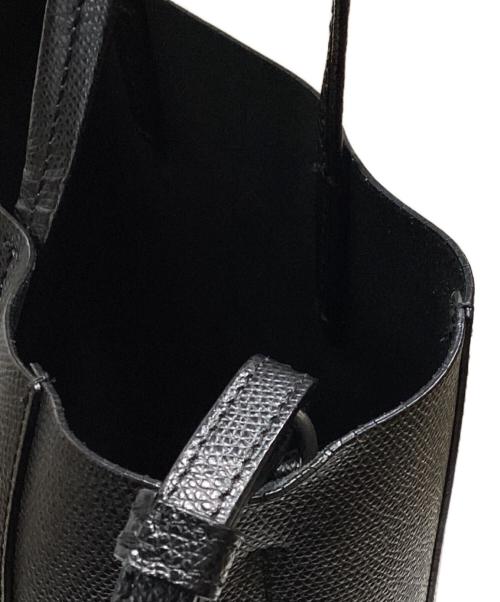 CELINE（セリーヌ）CELINE (セリーヌ) バーティカル カバ スモール　 ブラックの古着・服飾アイテム