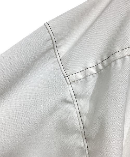 UNITED TOKYO（ユナイテッドトーキョー）UNITED TOKYO (ユナイテッドトーキョー) 2wayフリルオーバーシャツ ホワイト サイズ:Freeの古着・服飾アイテム