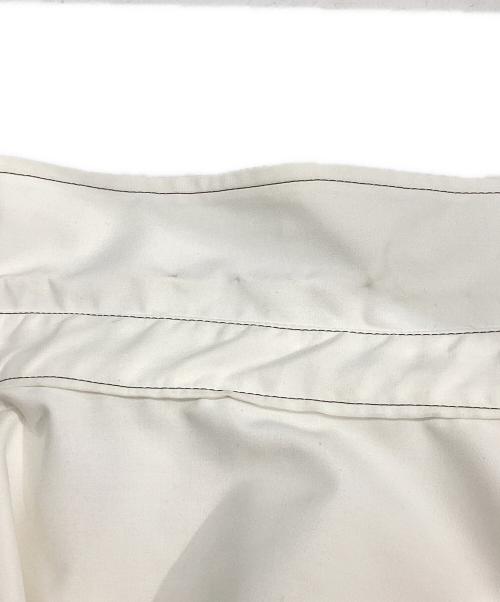 UNITED TOKYO（ユナイテッドトーキョー）UNITED TOKYO (ユナイテッドトーキョー) 2wayフリルオーバーシャツ ホワイト サイズ:Freeの古着・服飾アイテム