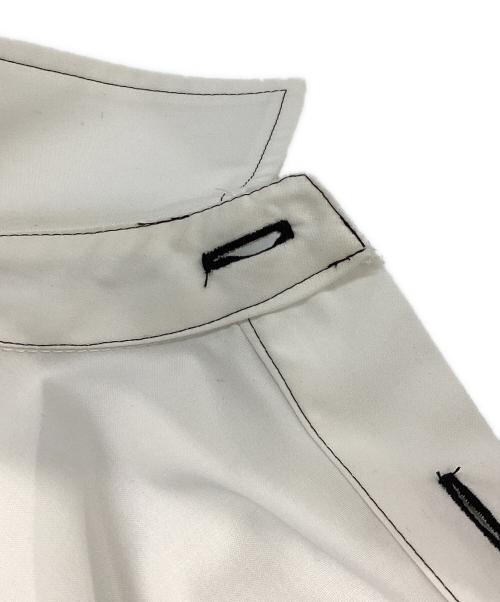 UNITED TOKYO（ユナイテッドトーキョー）UNITED TOKYO (ユナイテッドトーキョー) 2wayフリルオーバーシャツ ホワイト サイズ:Freeの古着・服飾アイテム