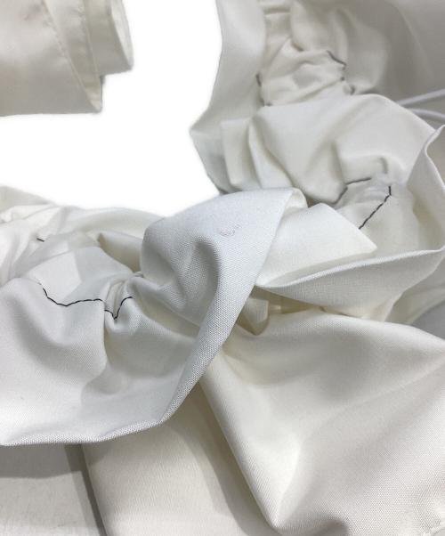 UNITED TOKYO（ユナイテッドトーキョー）UNITED TOKYO (ユナイテッドトーキョー) 2wayフリルオーバーシャツ ホワイト サイズ:Freeの古着・服飾アイテム