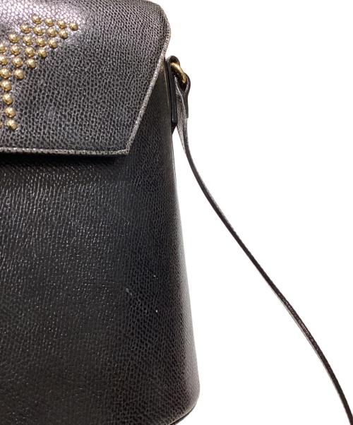 Yves Saint Laurent（イヴサンローラン）Yves Saint Laurent (イヴサンローラン) OLD　スタッズショルダーバッグ ブラックの古着・服飾アイテム