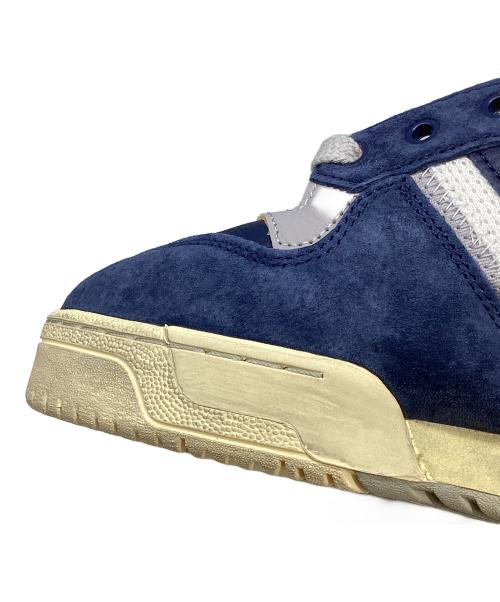 adidas（アディダス）adidas (アディダス) EXTRA BUTTER (エクストラバター) Rivalry Low スニーカー ネイビー×レッド サイズ:US10 未使用品の古着・服飾アイテム