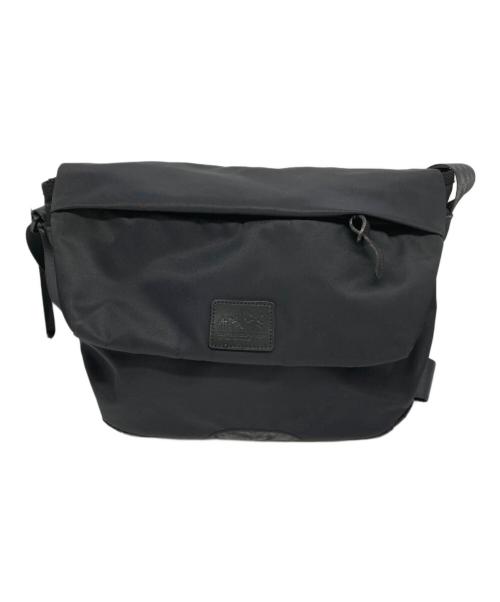 Manhattan Portage BLACK LABEL（マンハッタンポーテージ ブラックレーベル）Manhattan Portage BLACK LABEL (マンハッタンポーテージ ブラックレーベル) TWILL MESEROLE MESSENGER BAG ブラックの古着・服飾アイテム