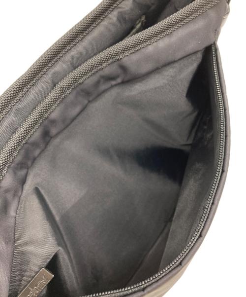 Manhattan Portage BLACK LABEL（マンハッタンポーテージ ブラックレーベル）Manhattan Portage BLACK LABEL (マンハッタンポーテージ ブラックレーベル) TWILL MESEROLE MESSENGER BAG ブラックの古着・服飾アイテム
